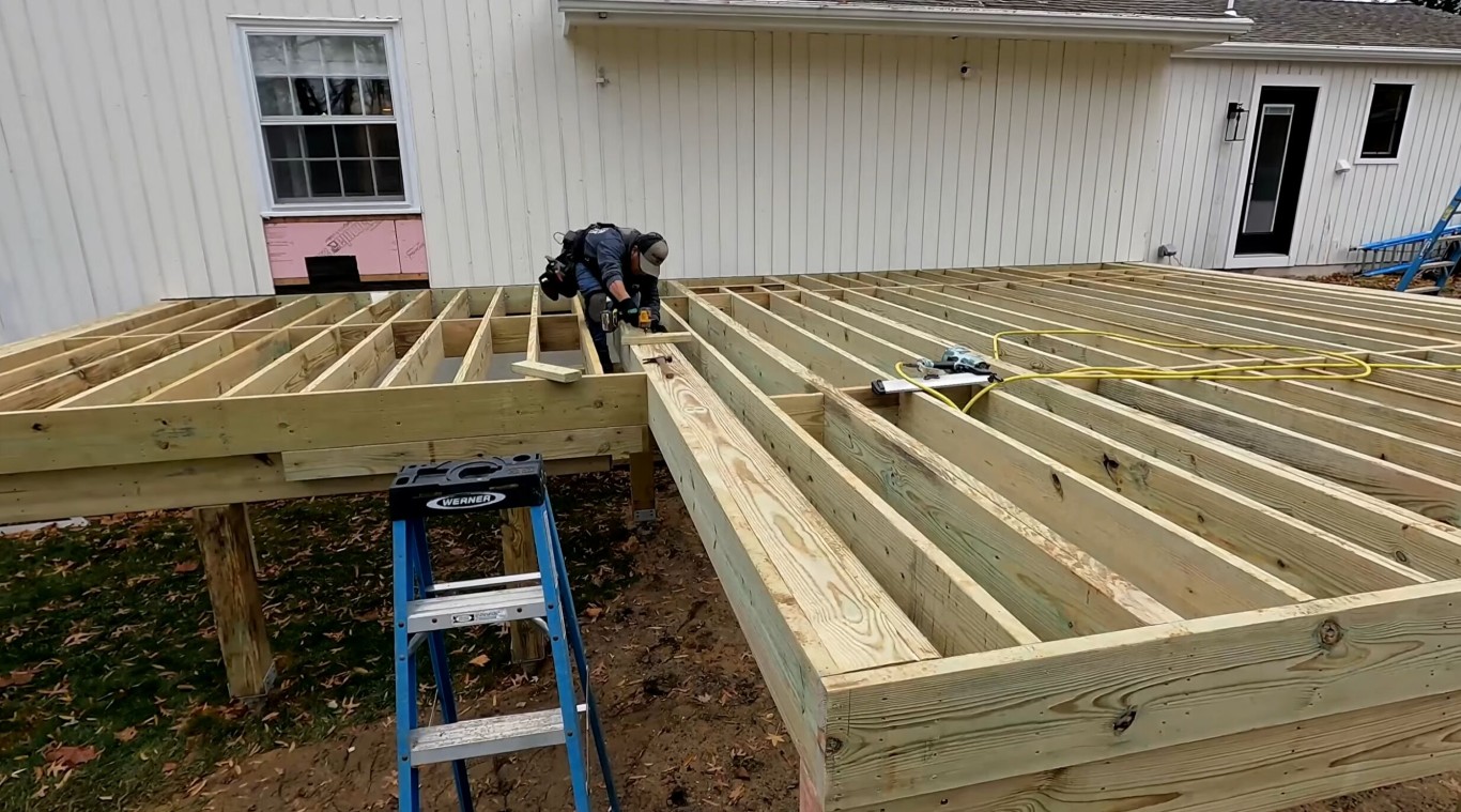 Deck framing and structural construction by Ontario, CA deck builders